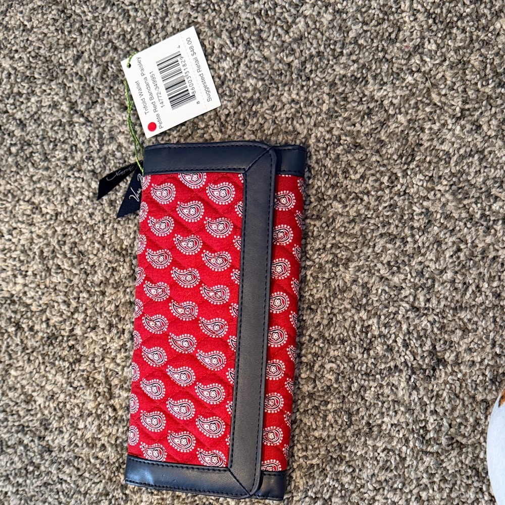 Red and Black Paisley Vera Bradley Wallet